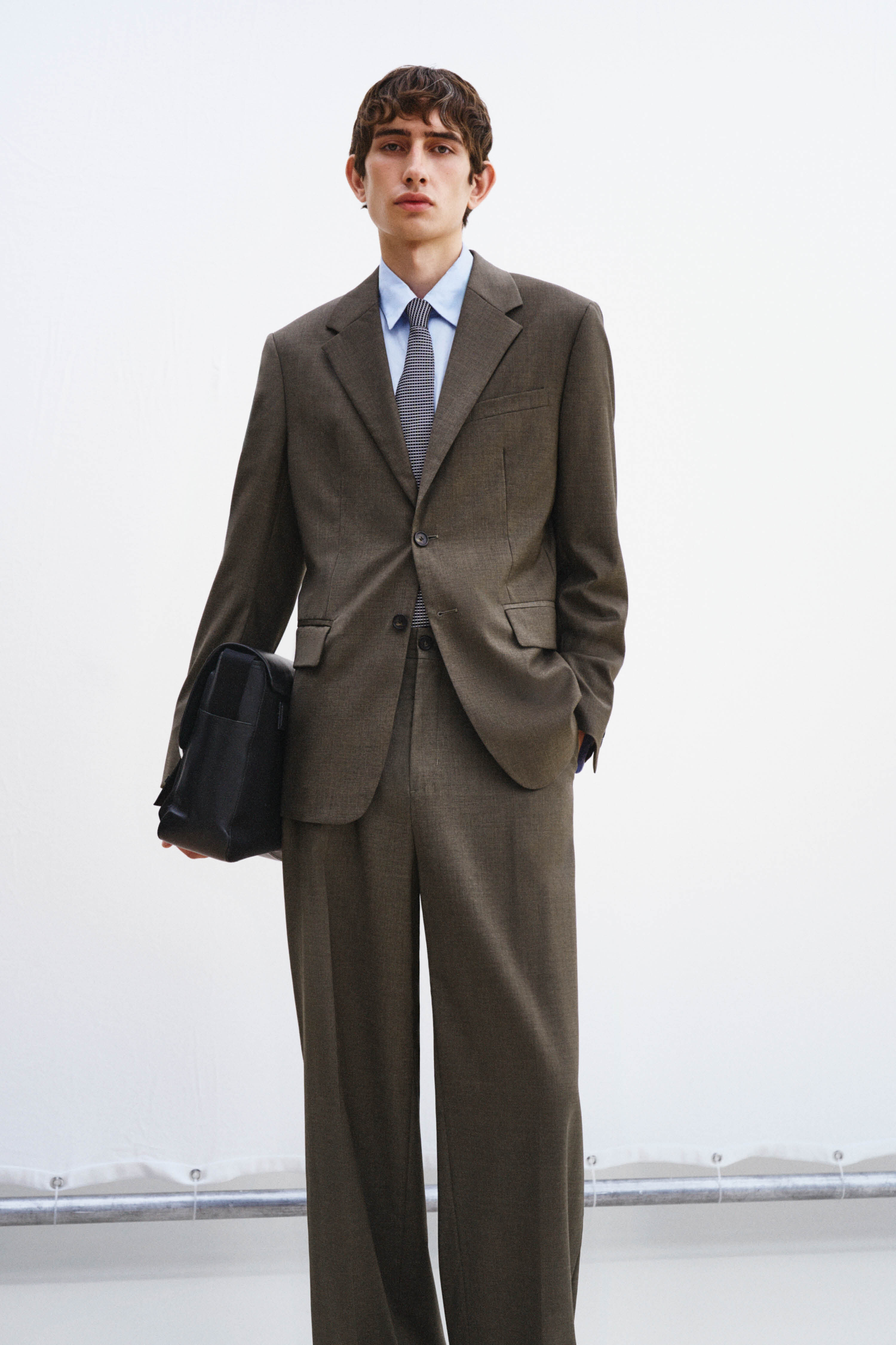 08 Mens Tailoring Business 2x3
